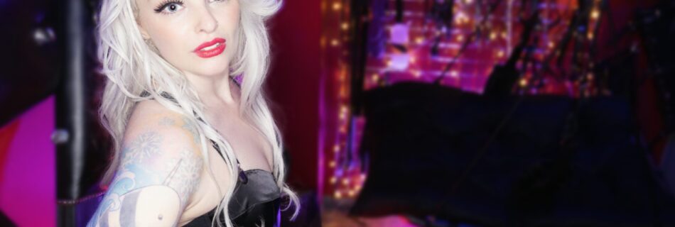 Miss Heart Professional Dominatrix in Milton Keynes, Oxfordshire, Northamptonshire.