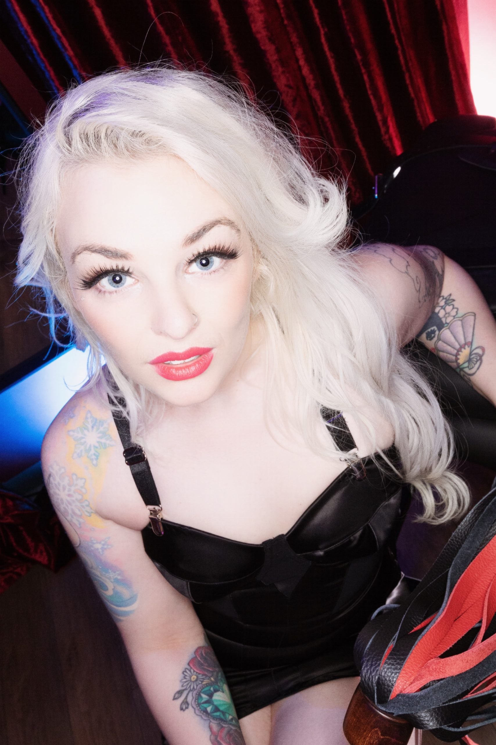 Miss Heart Professional Dominatrix in Milton Keynes, Oxfordshire, Northamptonshire.